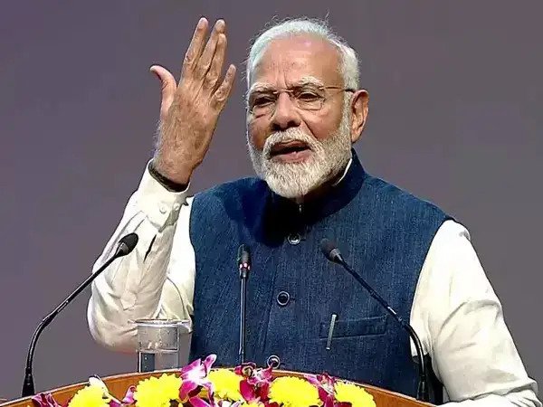 प्रधानमंत्री नरेंद्र मोदी